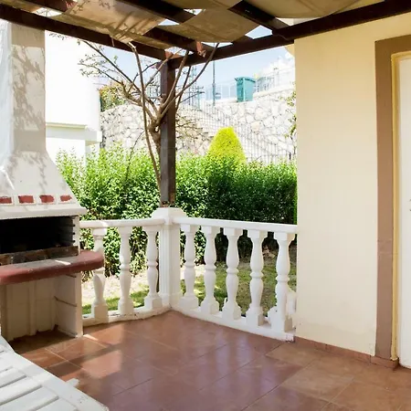 Important Group Bd409 Leevo Vila Milas